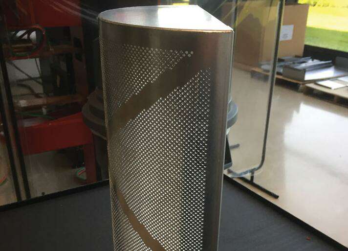 激光焊接技术随着钣金加工行业需求而高速发展-郑州邓浩现代农业科技有限公司